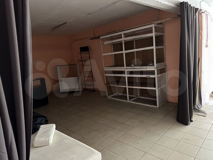 Свободного назначения, 100 м²