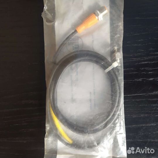 IFM TS2689 датчик температуры с кабелем