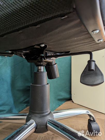 Компьютерное кресло