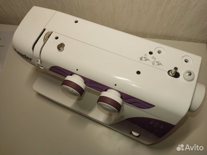 Швейная машина Leader What (новая)