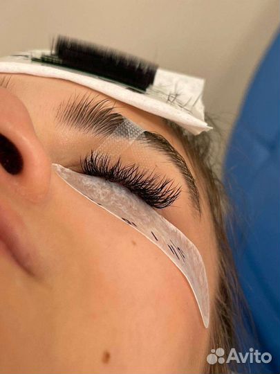 Наращивание ресниц/коррекция/окрашивание бровей