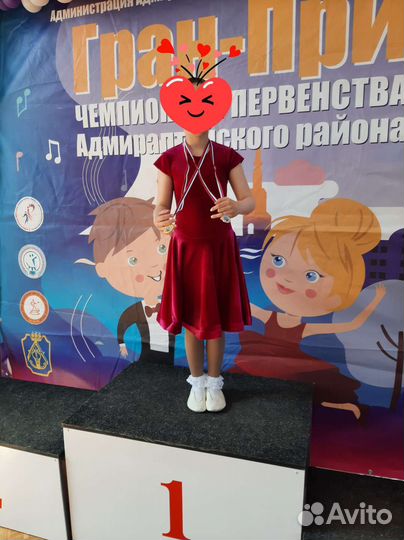 Рейтинговое платье для бальных танцев