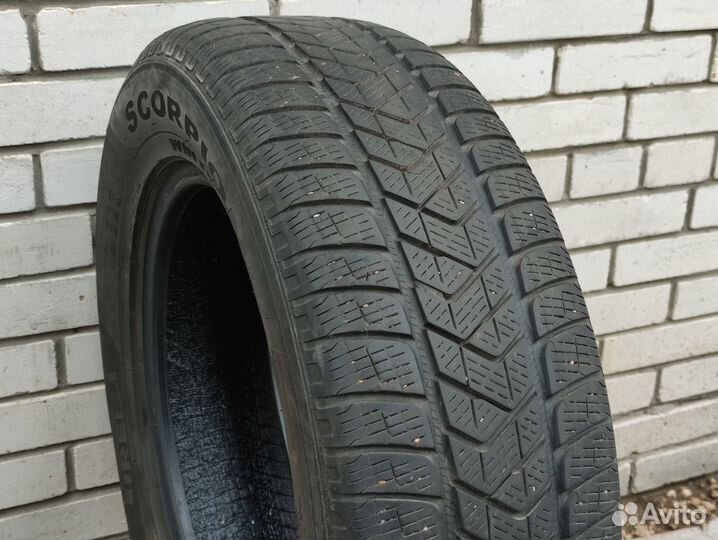 Pirelli Scorpion Winter 215/65 R17