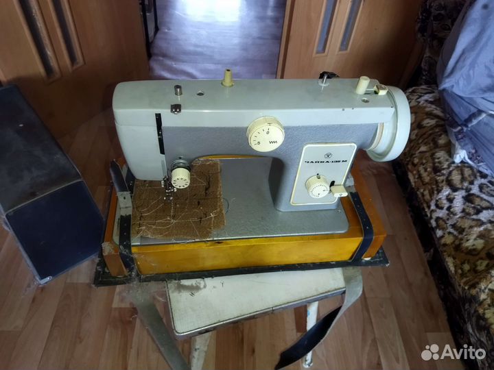 Швейная машинка бу электрическая