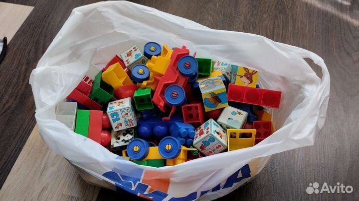 Развивающие игрушки пакетом