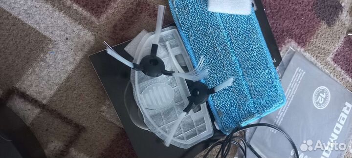 Робот пылесос redmond RV-R350