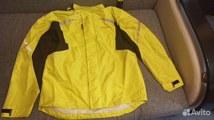 Дождевик мембранный