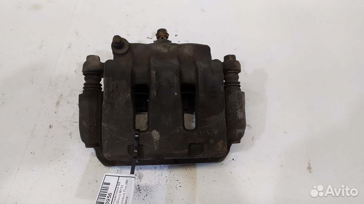 Суппорт тормозной nissan Cedric / Gloria MY33 пере