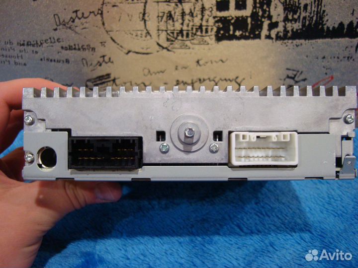 Магнитола Mitsubishi Pajero Sport II и дисплей