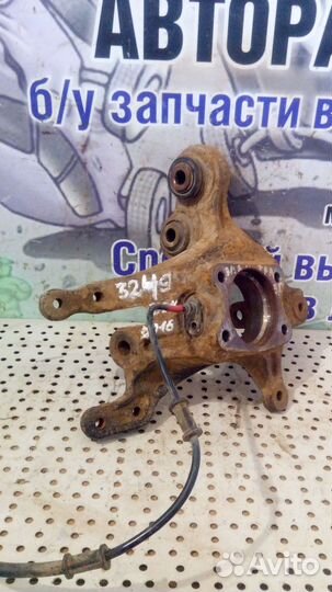 Кулак задний правый Hyundai Elantra