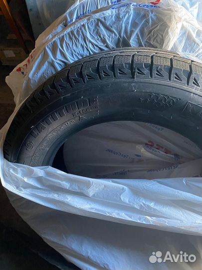 Michelin Latitude X-Ice XI2 235/60 R18 107T