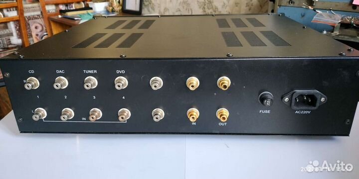 Ламповый предусилитель jadis 200 analog metric