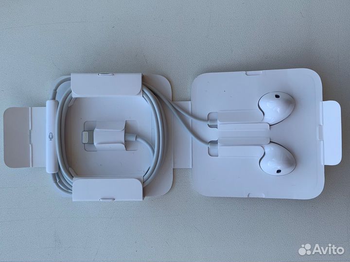 Наушники apple earpods lightning