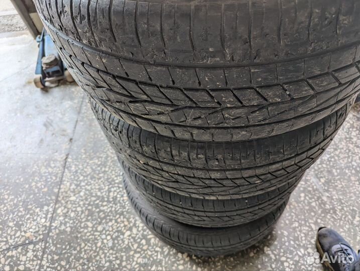 Goodyear EfficientGrip 255/45 R20