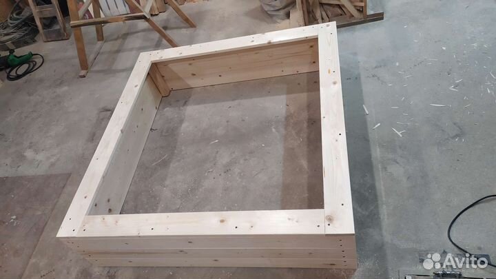 Детская песочница деревянная