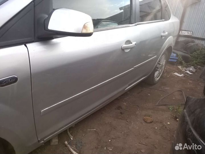 Дверь ford focus 2