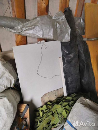 Металлическая дверь