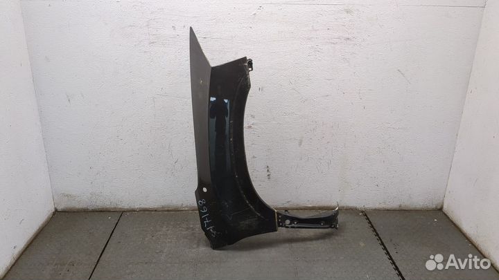 Крыло Mitsubishi Endeavor, 2011