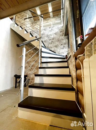 Лестница на монокосоуре