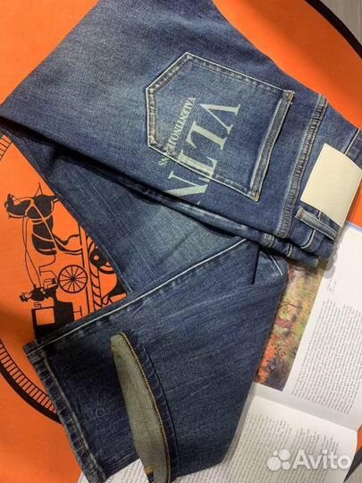 Джинсы valentino