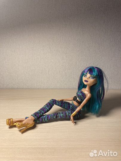 Кукла монстер хай нефера де нил