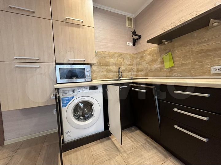 3-к. квартира, 90 м², 2/10 эт.