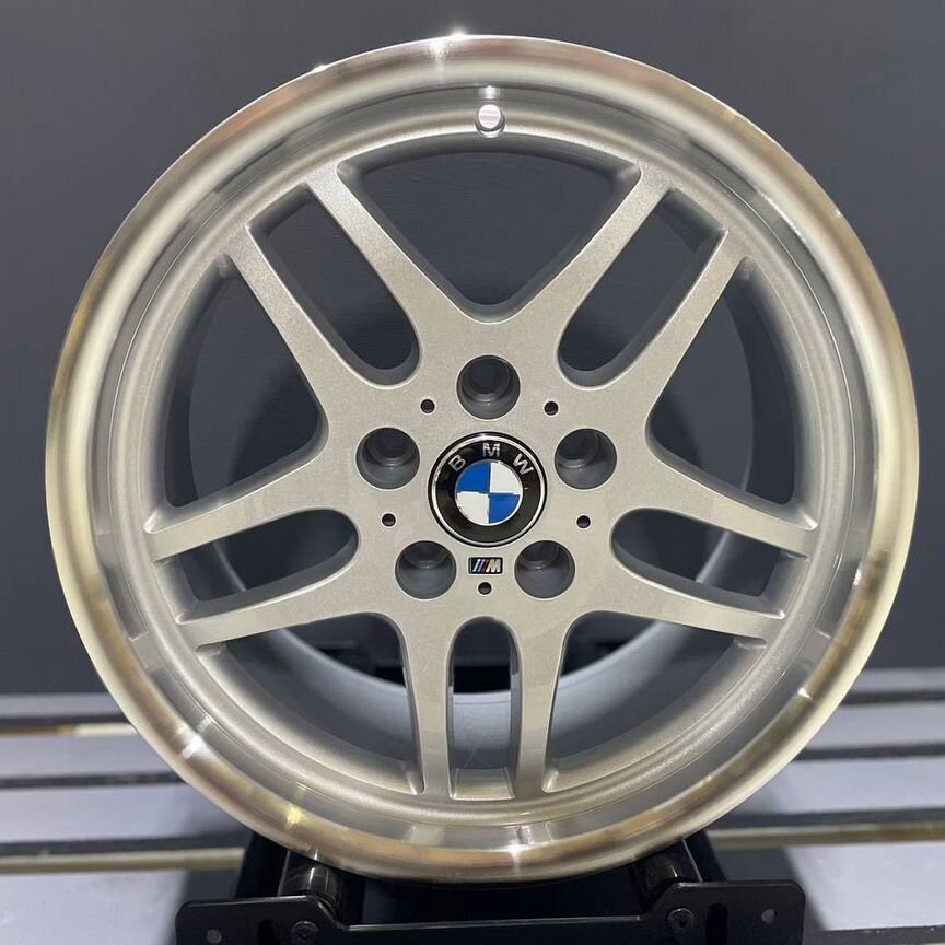 Литые диски Zumbo Wheels 8×R17 5×120