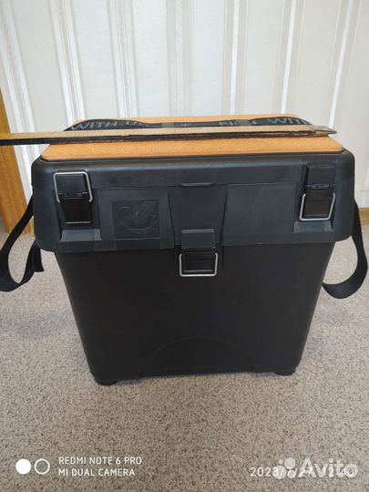 Ящик рыболовный