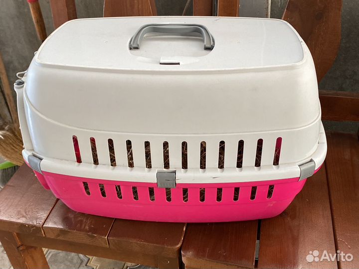 Переноска для животных пластиковая