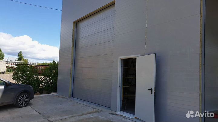 Подъемно-секционные ворота