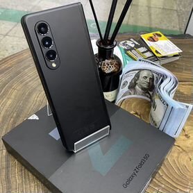 Samsung Galaxy Z Fold3 5G, 12/512 ГБ