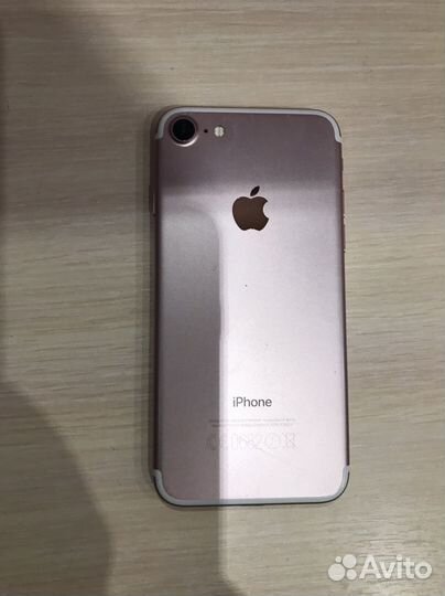iPhone 7, 32 ГБ