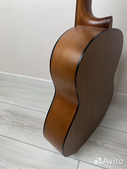 Гитара yamaha C40M