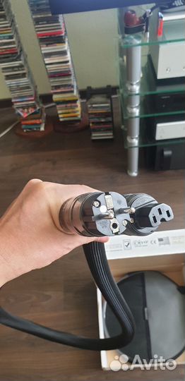 Сетевой силовой кабель Shunyata Research Anaconda