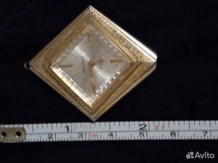 Швейцарские часы Nelson