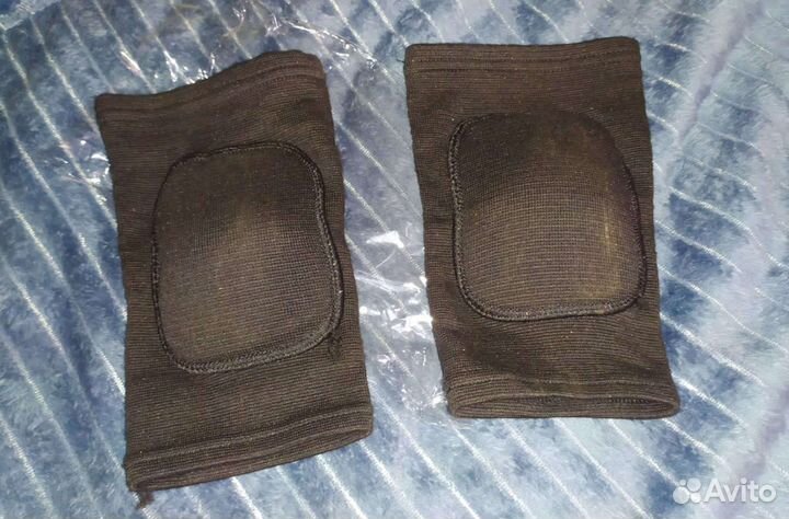 Наколенники спортивные