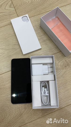 Xiaomi Redmi, 4 ГБ