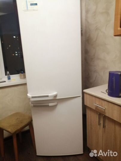 Холодильник б/у