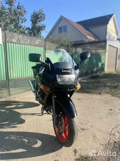 Kawasaki ZZR 600