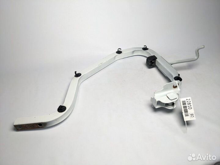 Петля крышки багажника левая Renault Logan 2 2018