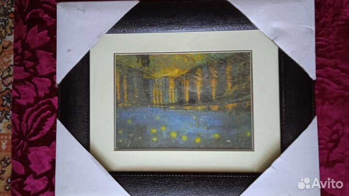 Две новых картины, в кожаных рамках