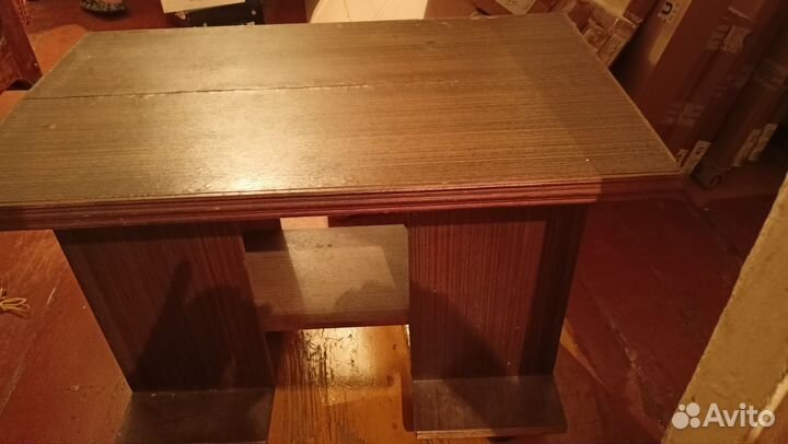 Журнальный столик на колесах бу