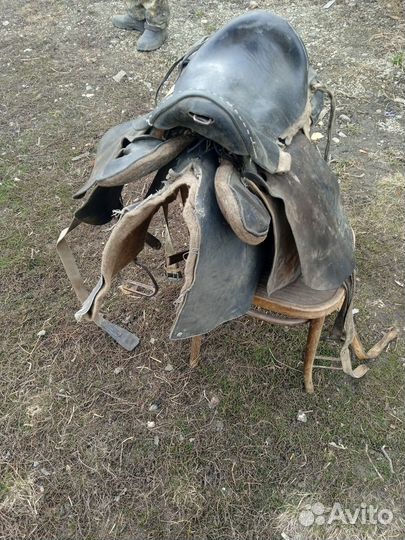 Седло для лошади