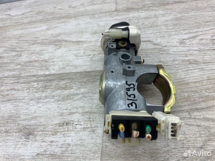 Замок зажигания Subaru Legacy седан EJ202 2003