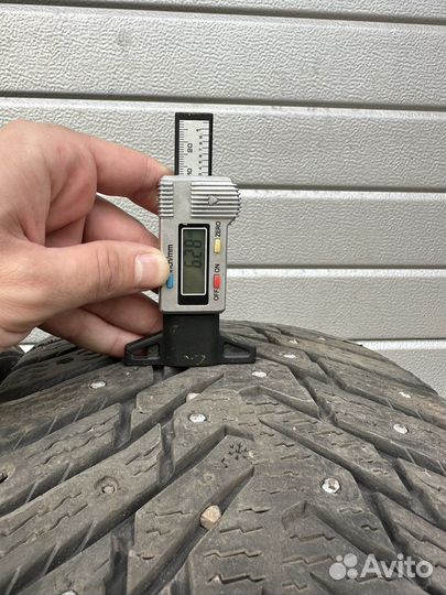 Nokian Tyres Hakkapeliitta 8 225/40 R18 92T