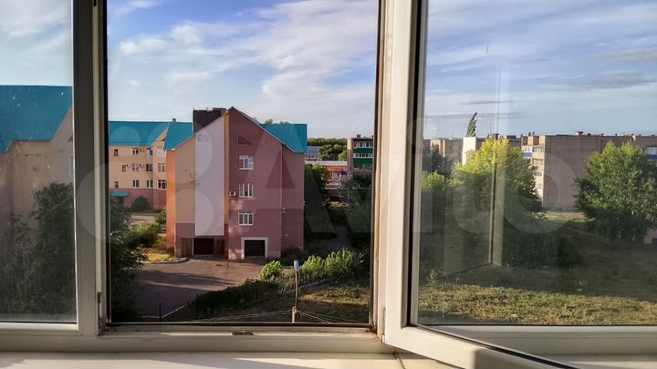 3-к. квартира, 60 м², 5/5 эт.