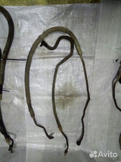 Шланг трубка гура vw гольф 3. пассат б3