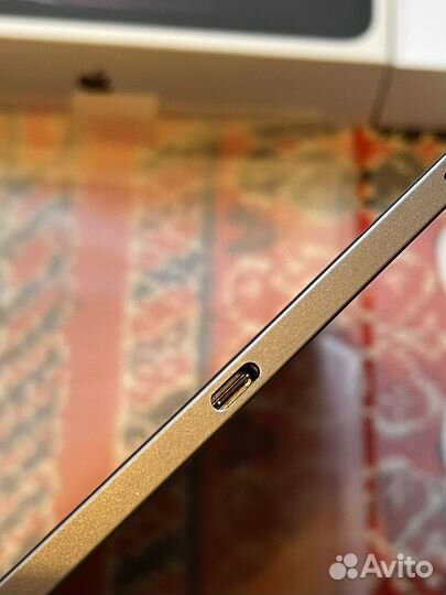 iPad pro 12 9 2018 256g wi fi