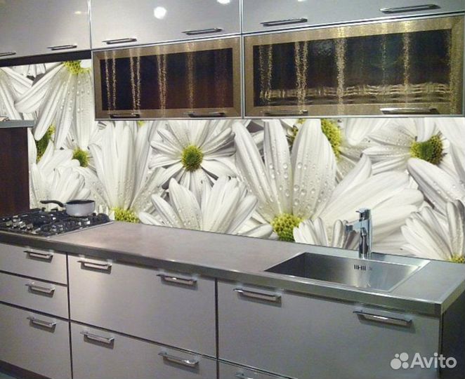 Кухонные фартуки скинали из стекла в Мытищах