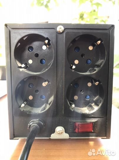 Стабилизатор напряжения 1000ва, 600 Вт